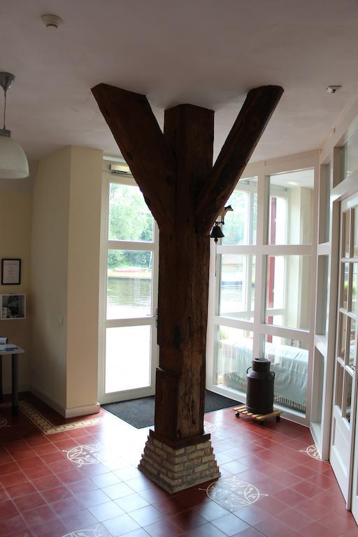 Wartena Hoeve - Vega B&B エクステリア 写真
